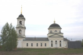 Тюнеж. Церковь Покрова Пресвятой Богородицы