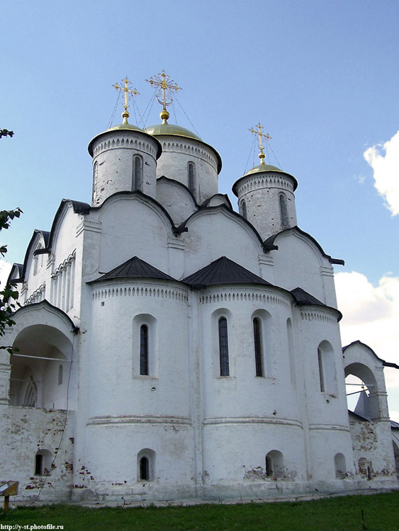 Покровский женский монастырь. Собор Покрова Пресвятой Богородицы, Суздаль (Суздальский район, Владимирская область). архитектурные детали, Собор построен в 1510-14 г.		      