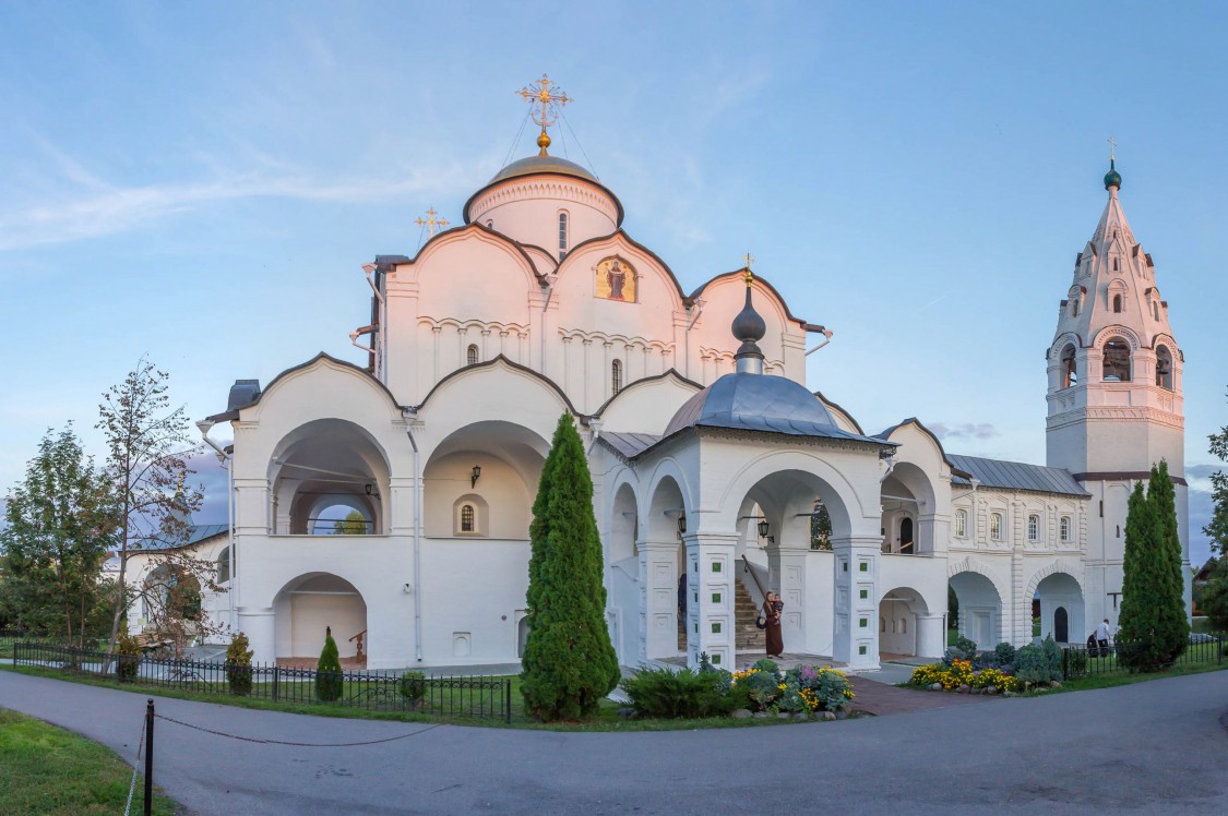 Суздаль. Покровский женский монастырь. Собор Покрова Пресвятой Богородицы. фасады