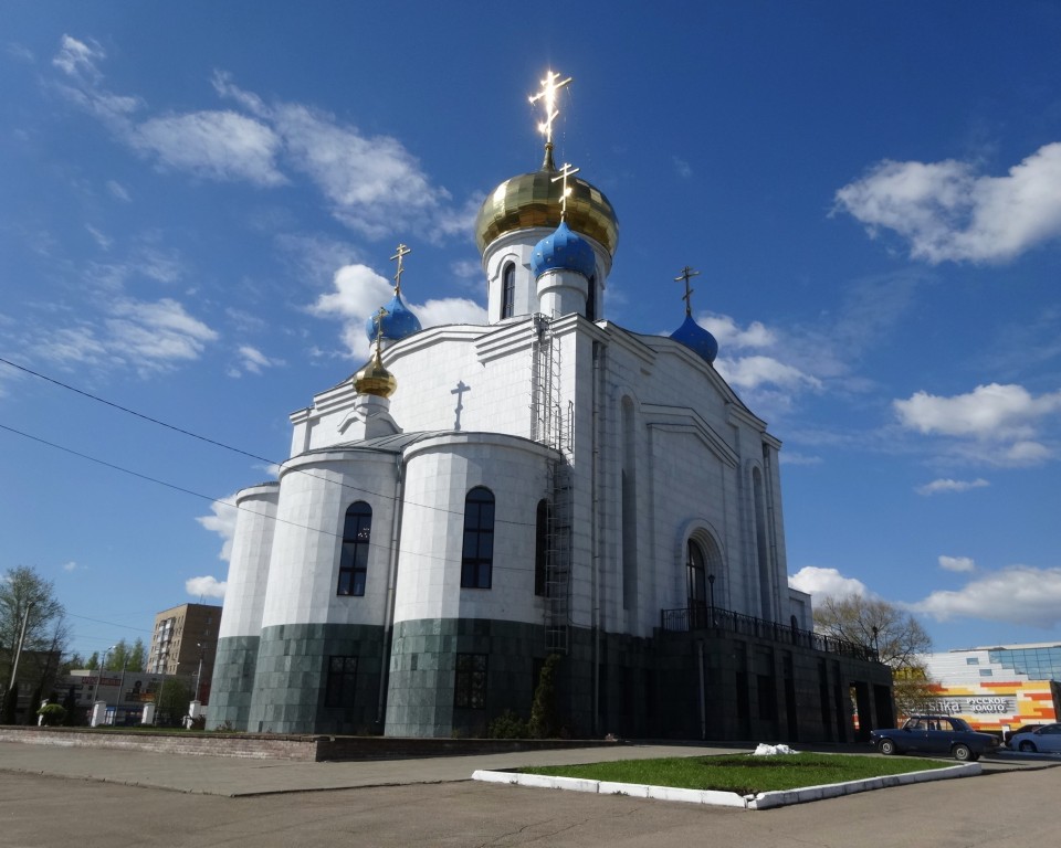 Смоленск. Церковь Новомучеников и исповедников Церкви Русской. фасады, вид с северо-востока