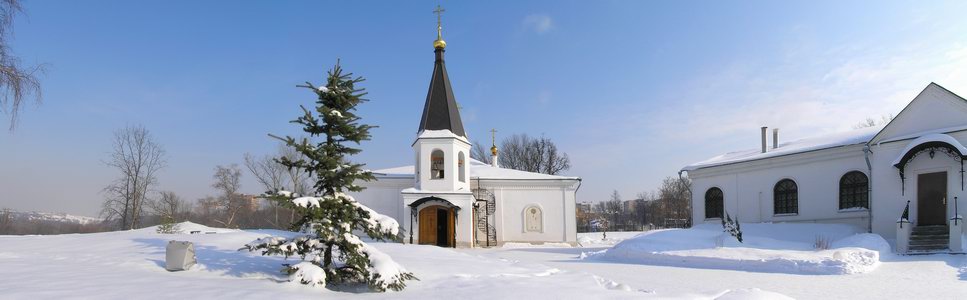 Подольск. Церковь Воскресения Словущего. общий вид в ландшафте