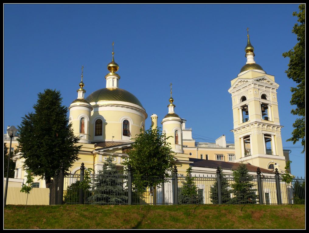 Подольск. Собор Троицы Живоначальной. фасады