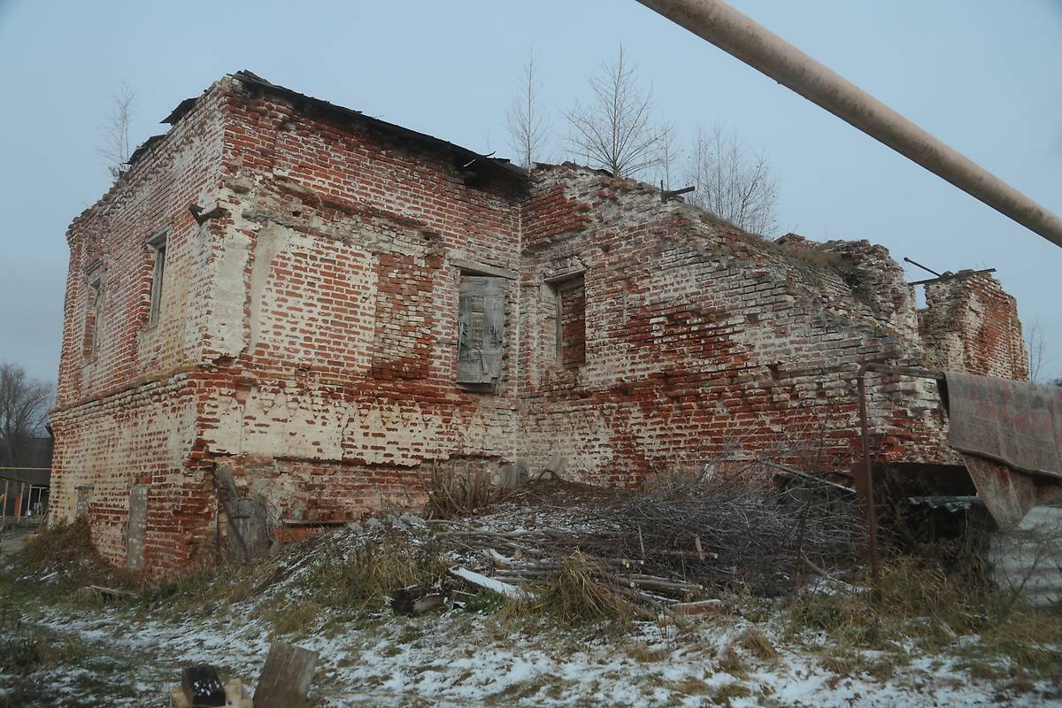 Настоятельский корпус (1736-1739) с юго-западной стороны, дополнительная информация. Седмиозёрская Богородицкая пустынь, Семиозёрка (Высокогорский район, Республика Татарстан)