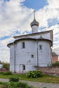 Суздаль. Спасо-Евфимиевский монастырь. Надвратная церковь Благовещения Пресвятой Богородицы