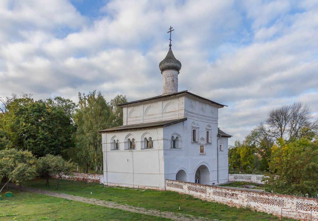 Спасо-Евфимиевский монастырь. Надвратная церковь Благовещения Пресвятой Богородицы, Суздаль (Суздальский район, Владимирская область). фасады, Вид с юго-запада