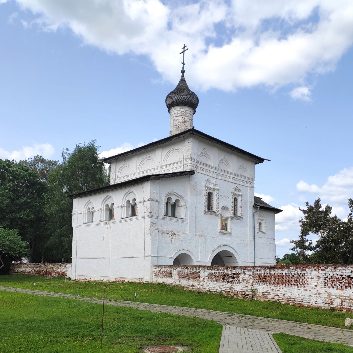 Спасо-Евфимиевский монастырь. Надвратная церковь Благовещения Пресвятой Богородицы, Суздаль (Суздальский район, Владимирская область). фасады