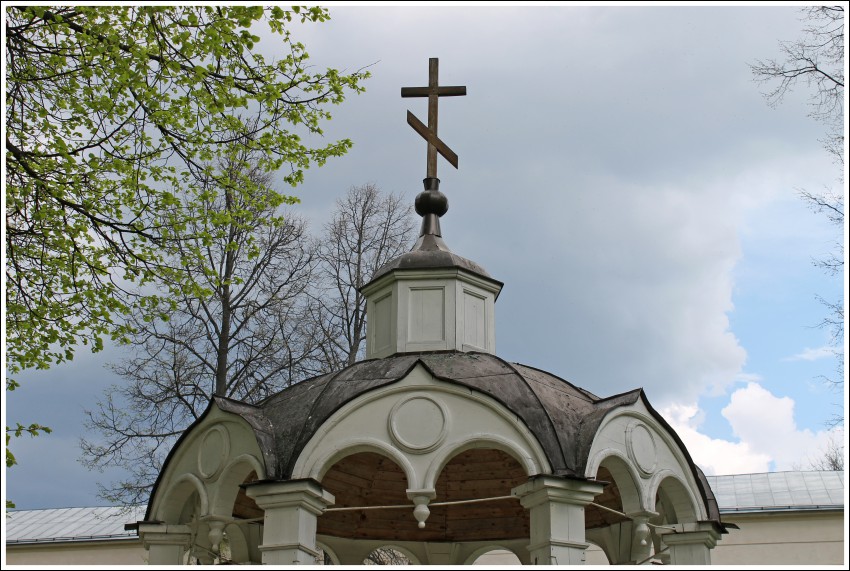 Суздаль. Спасо-Евфимиевский монастырь. Киворий. архитектурные детали