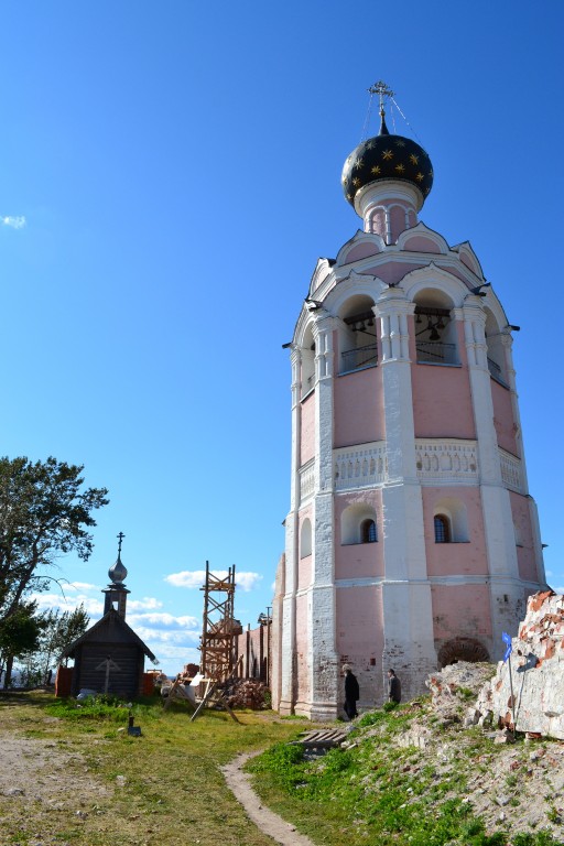 Спасо-Каменный Преображенский монастырь. Церковь Успения Пресвятой Богородицы, Каменный, остров (Усть-Кубинский район, Вологодская область). фасады