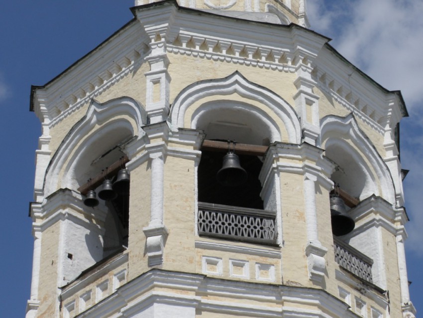 Спасо-Прилуцкий мужской монастырь. Церковь Алексия, митрополита Московского в колокольне, Вологда (Вологда, город, Вологодская область). архитектурные детали, Верхний ярус колокольни