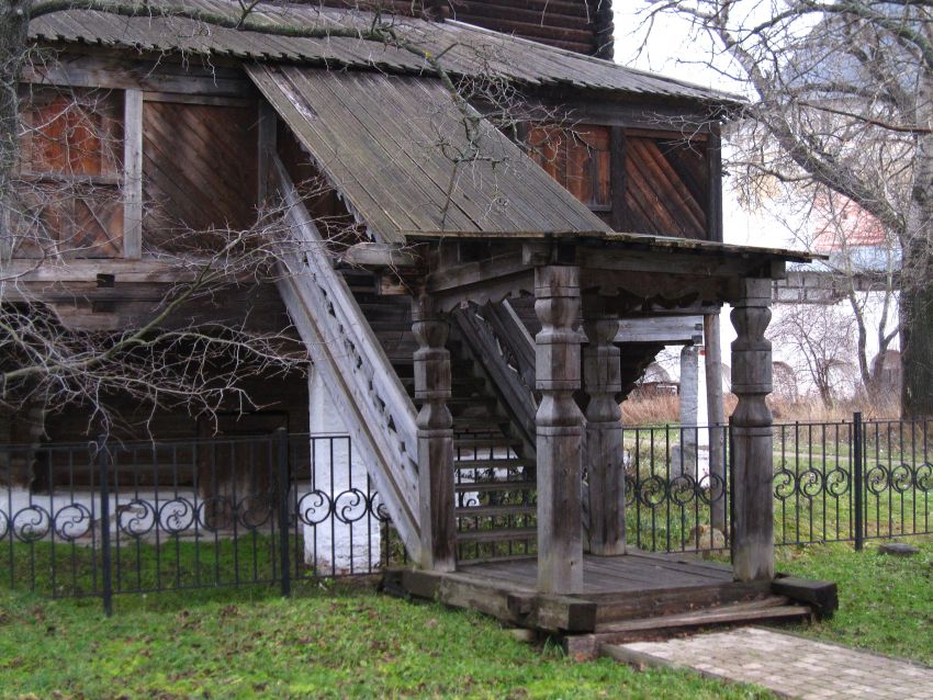 Спасо-Прилуцкий мужской монастырь. Церковь Успения Пресвятой Богородицы из Александро-Куштского монастыря, Вологда (Вологда, город, Вологодская область). архитектурные детали, Спасо-Прилуцкий мужской монастырь. Церковь Успения Пресвятой Богородицы из Александро-Куштского монастыря.