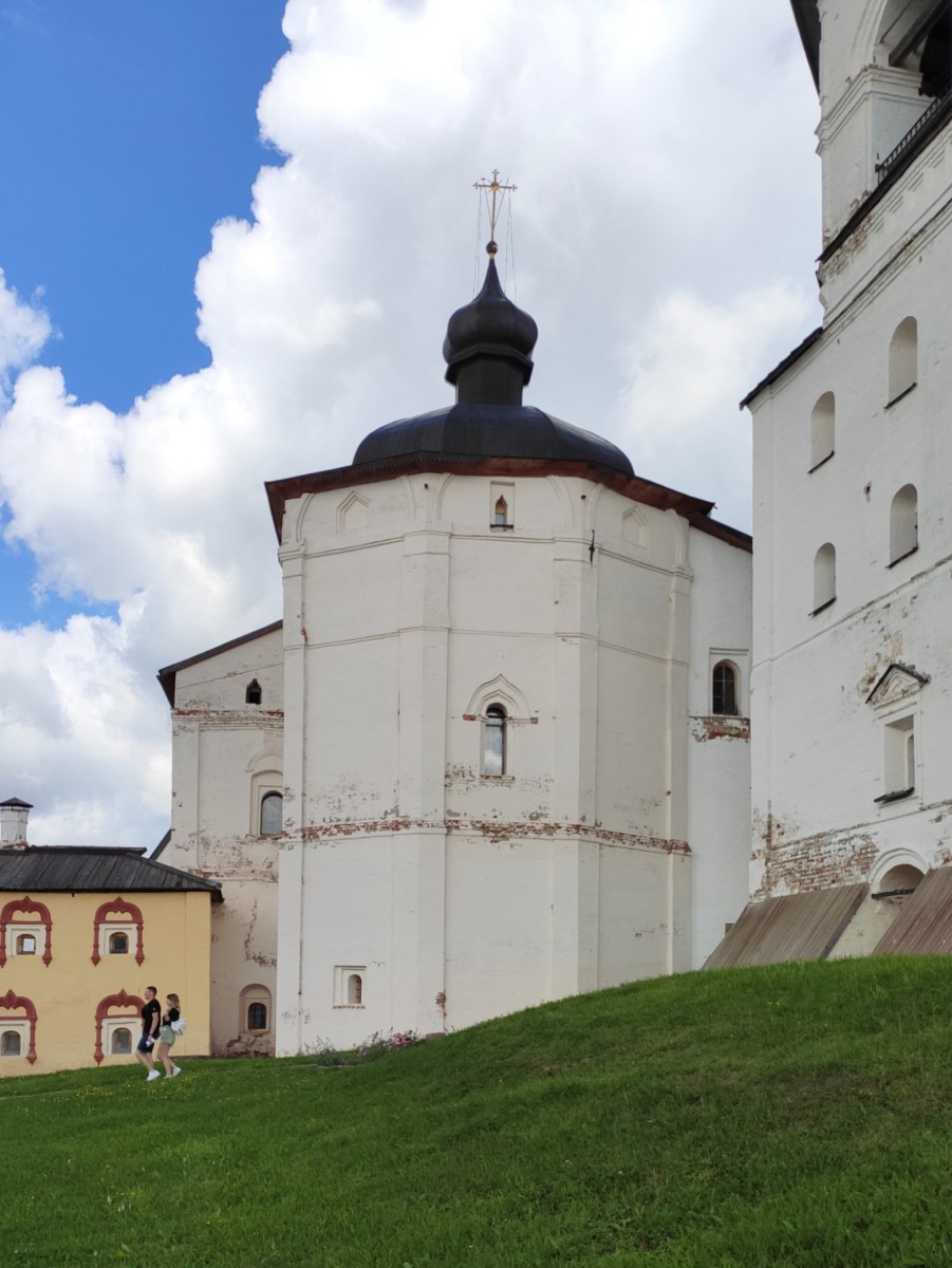 Кирилло-Белозерский монастырь. Церковь Введения во храм Пресвятой Богородицы, Кириллов (Кирилловский район, Вологодская область). фасады