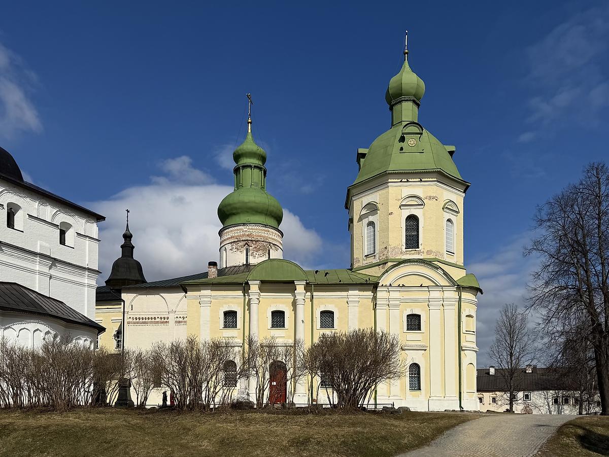 Вид с юга, фасады. Кирилло-Белозерский монастырь. Церковь Кирилла Белозерского, Кириллов (Кирилловский район, Вологодская область)