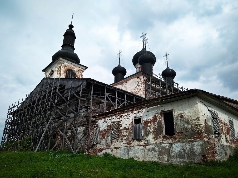 Горицы. Воскресенский Горицкий монастырь. Собор Воскресения Христова. фасады