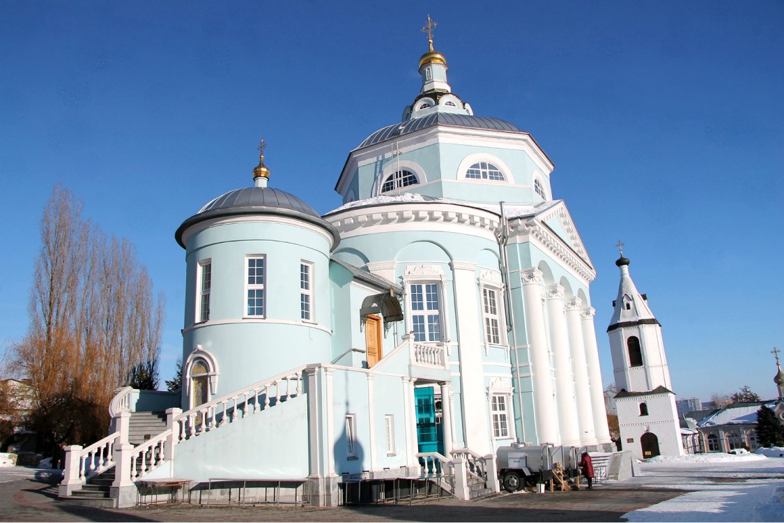 Воронеж. Алексеевский Акатов монастырь. Собор Алексия, митрополита Московского. фасады