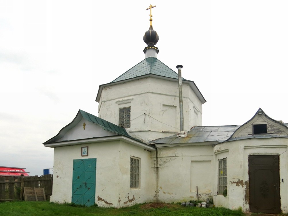 Борок. Предтеченский Иаково-Железноборовский монастырь. Церковь Трёх Святителей. фасады