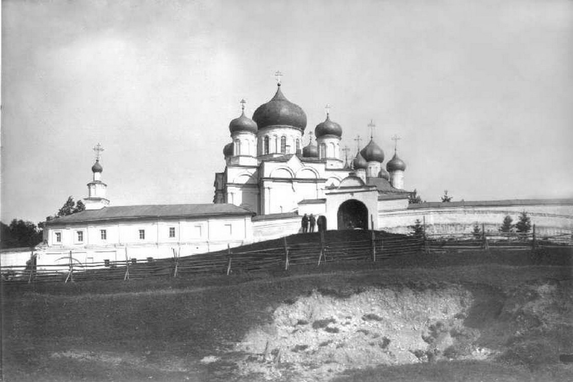 Ножкино. Покровский Авраамиево-Городецкий монастырь. Церковь Николая Чудотворца. архивная фотография, 1908 год.Автор:Кларк В.Н. с сайта https://pastvu.com/p/311499