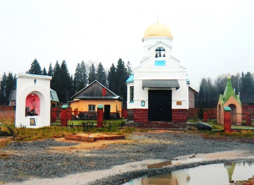 Церковь Троицы Живоначальной, Макеиха (Рузский городской округ, Московская область). общий вид в ландшафте