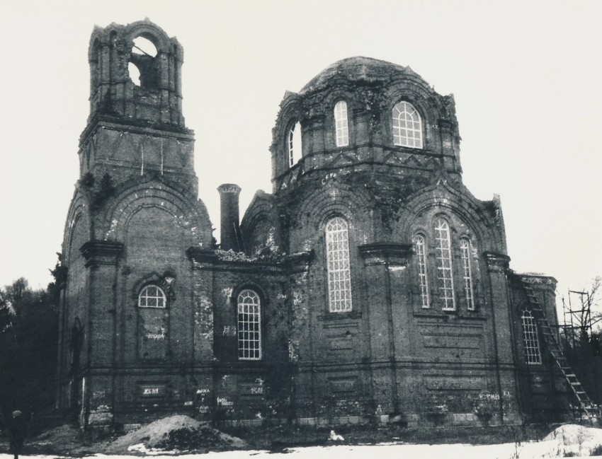 Тучково. Церковь Успения Пресвятой Богородицы. архивная фотография