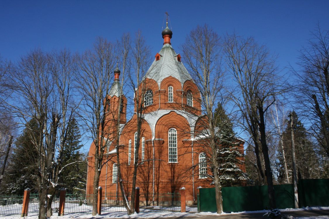 Тучково. Церковь Успения Пресвятой Богородицы. фасады