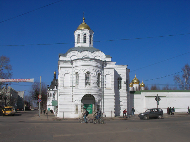 Кострома. Богоявленско-Анастасьинский женский монастырь. Церковь Смоленской иконы Божией Матери. фасады