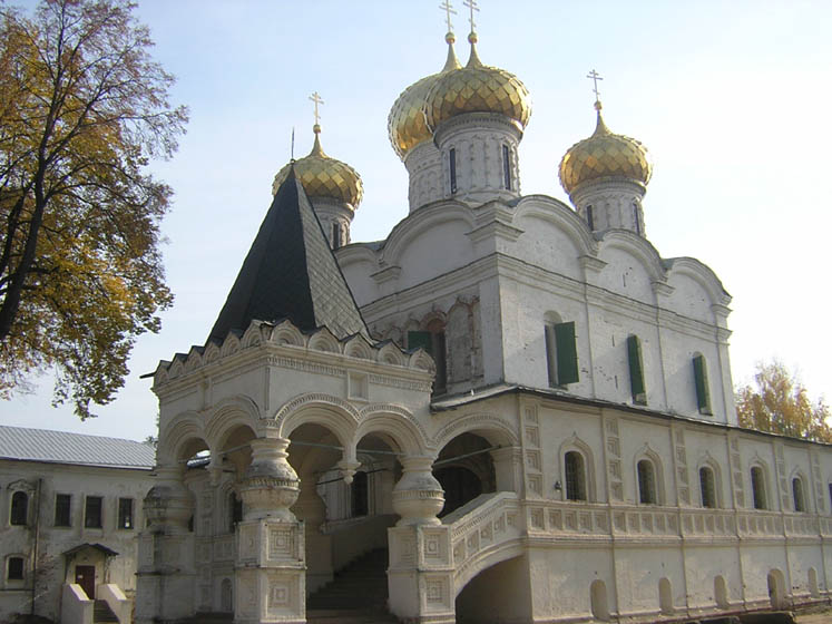 Троицкий Ипатьевский монастырь. Собор Троицы Живоначальной, Кострома (Кострома, город, Костромская область). фасады, Троицкий собор