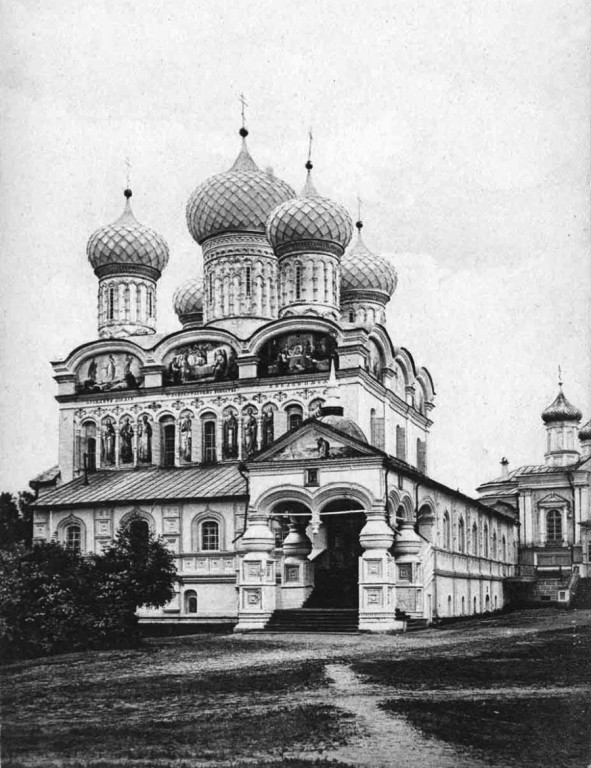 Троицкий Ипатьевский монастырь. Собор Троицы Живоначальной, Кострома (Кострома, город, Костромская область). архивная фотография, фото с сайта http://www.etoretro.ru