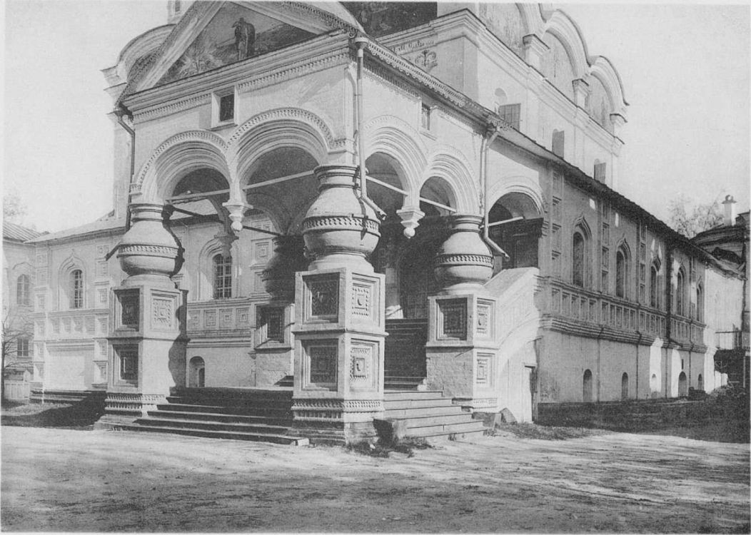 Троицкий Ипатьевский монастырь. Собор Троицы Живоначальной, Кострома (Кострома, город, Костромская область). архивная фотография, Входное крыльцо. Журнал 