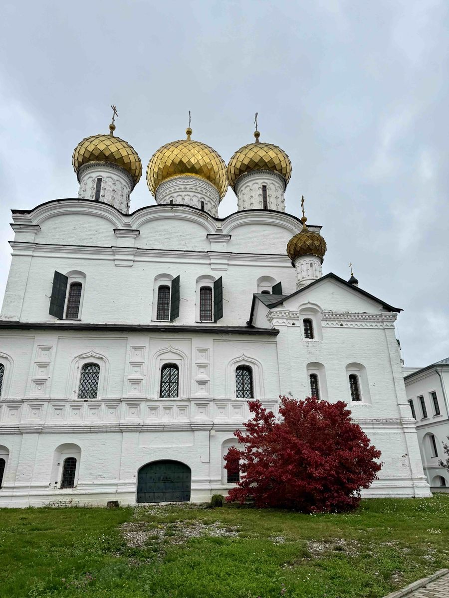 Троицкий Ипатьевский монастырь. Собор Троицы Живоначальной, Кострома (Кострома, город, Костромская область). архитектурные детали