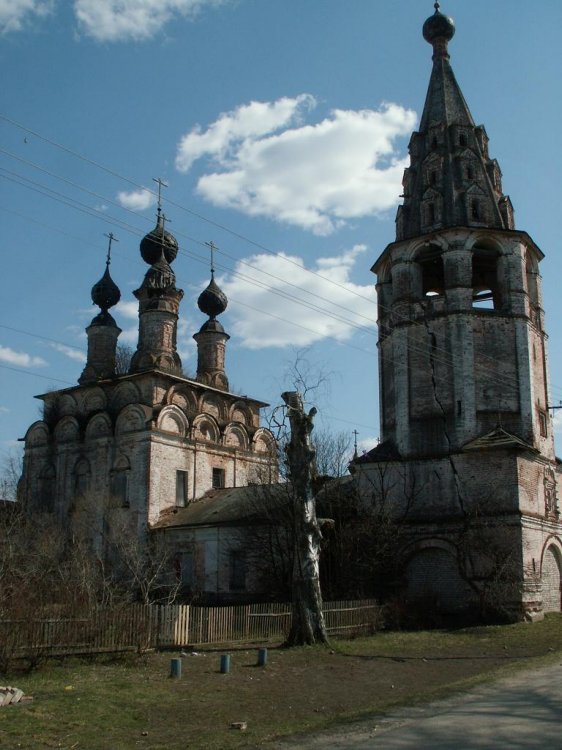 Солигалич. Воскресенский монастырь. Собор Воскресения Христова. фасады