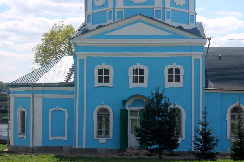 Церковь Казанской иконы Божией Матери, Савино (Заокский район, Тульская область). архитектурные детали