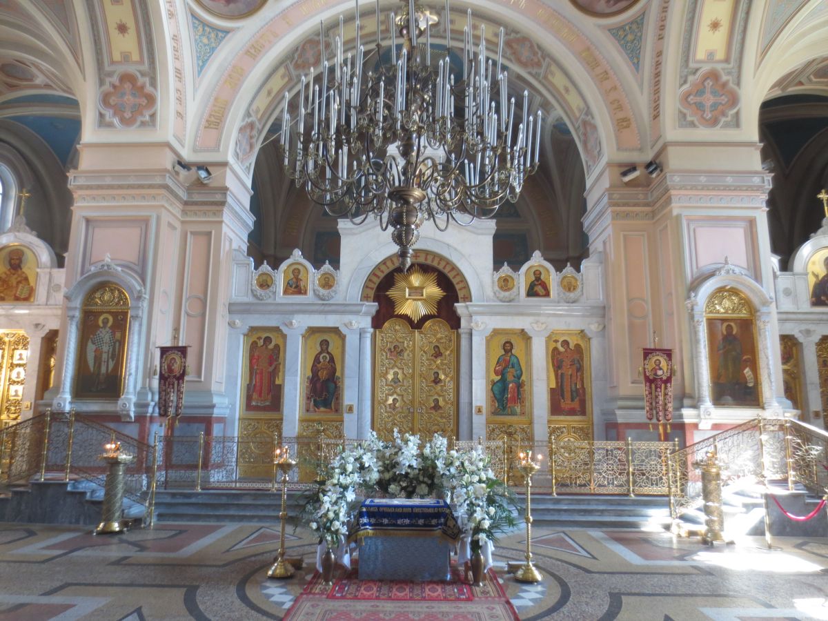 Иоанно-Предтеченский женский монастырь. Собор Усекновения главы Иоанна Предтечи, Басманный (Центральный административный округ (ЦАО), г. Москва). интерьер и убранство