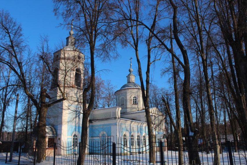 Церковь Преображения Господня, Спас-Суходрев (Малоярославецкий район, Калужская область). фасады, Вид с юго-запада