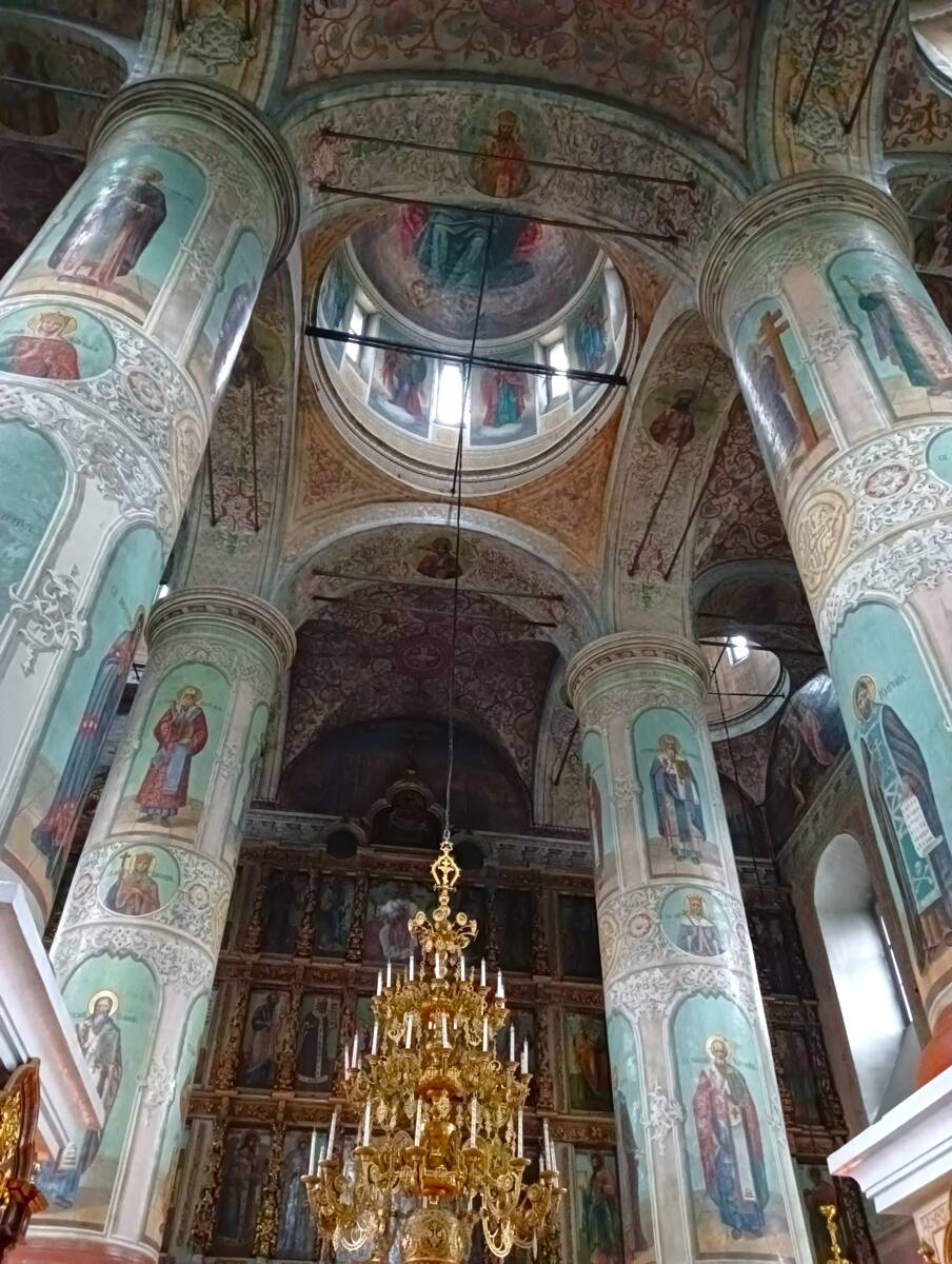Успения Пресвятой Богородицы Трифонов монастырь. Кафедральный собор Успения Пресвятой Богородицы, Вятка (Киров) (Вятка (Киров), город, Кировская область). интерьер и убранство