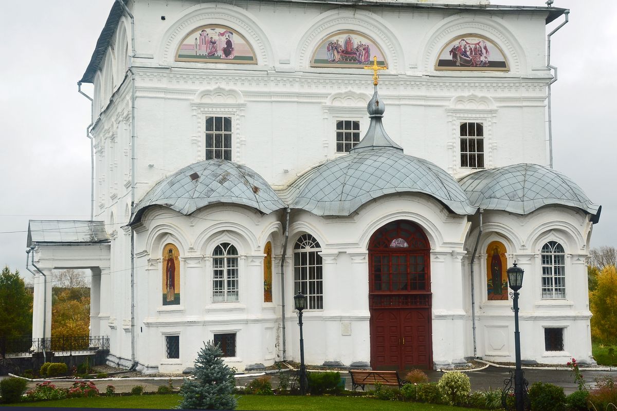 Успения Пресвятой Богородицы Трифонов монастырь. Кафедральный собор Успения Пресвятой Богородицы, Вятка (Киров) (Вятка (Киров), город, Кировская область). архитектурные детали