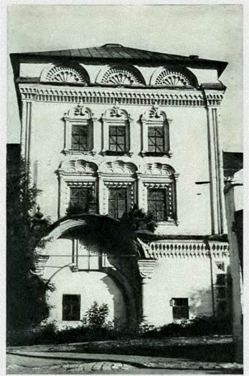 Успенский Трифонов монастырь. Церковь Николая Чудотворца, Вятка (Киров) (Вятка (Киров), город, Кировская область). архивная фотография, Вид Никольской церкви в конце 1960-х гг. Из книги Б.В.Гнедовского и Э.Д.Добровольской 