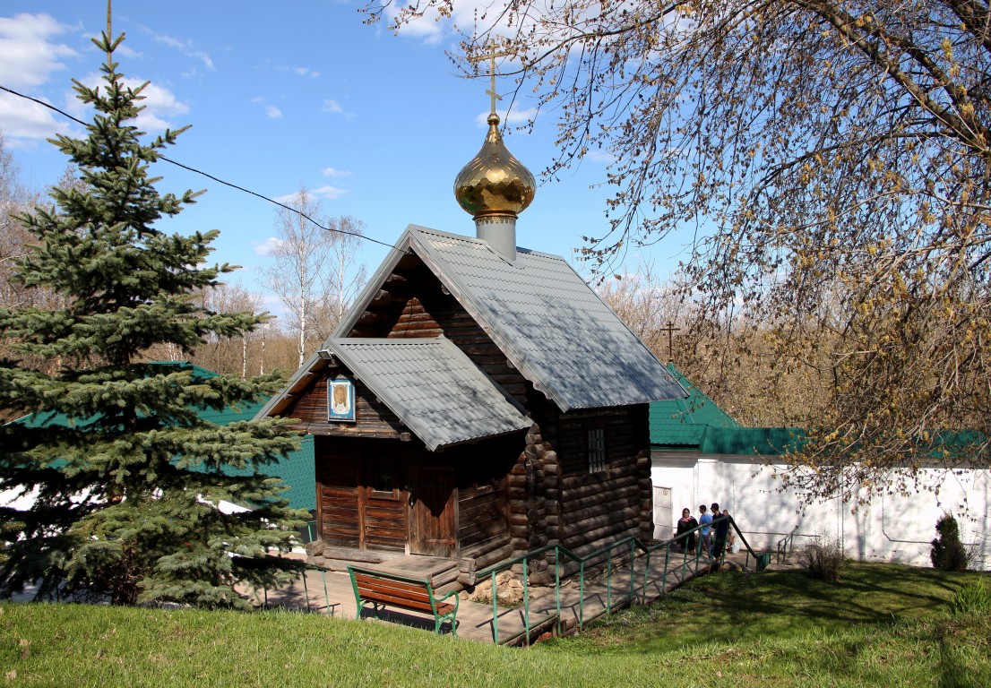 Вятка (Киров). Успения Пресвятой Богородицы Трифонов монастырь. Часовня Трифона Вятского. фасады