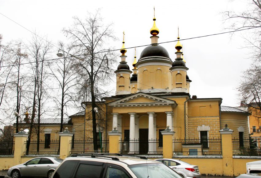 Церковь Введения во храм Пресвятой Богородицы у Салтыкова моста, Лефортово (Юго-Восточный административный округ (ЮВАО), г. Москва). фасады