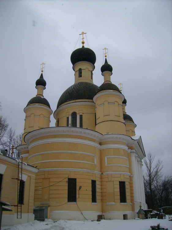 Церковь Троицы Живоначальной у Салтыкова моста, Лефортово (Юго-Восточный административный округ (ЮВАО), г. Москва). фасады