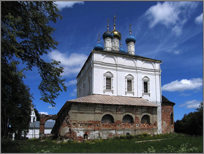 Лукианова мужская пустынь. Собор Рождества Пресвятой Богородицы, Лукьянцево (Александровский район, Владимирская область). фасады