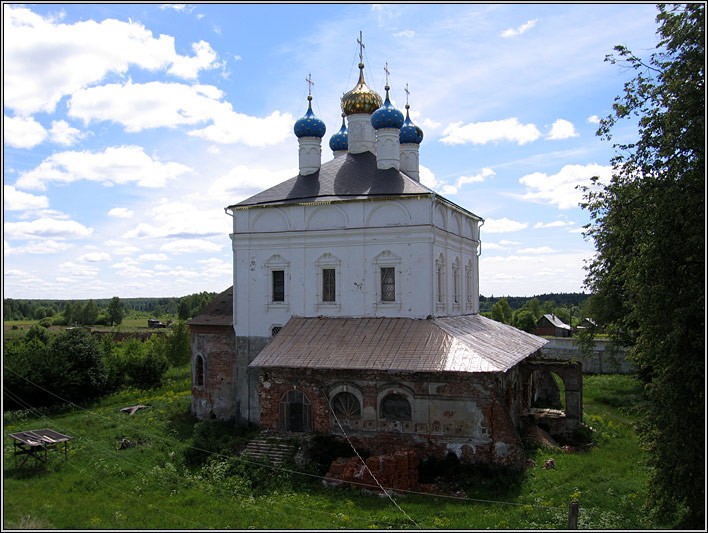 Лукианова мужская пустынь. Собор Рождества Пресвятой Богородицы, Лукьянцево (Александровский район, Владимирская область). фасады, Вид со звонницы