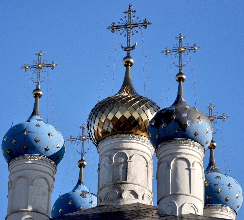 Лукианова мужская пустынь. Собор Рождества Пресвятой Богородицы, Лукьянцево (Александровский район, Владимирская область). архитектурные детали