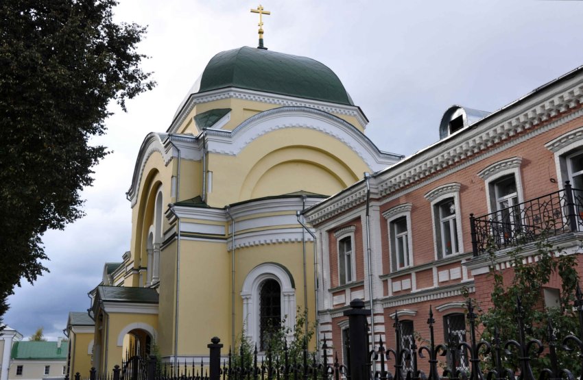 Тихонова пустынь. Церковь Николая Чудотворца, Льва Толстого, село (Дзержинский район, Калужская область). фасады