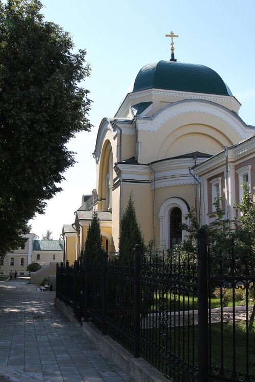 Тихонова пустынь. Церковь Николая Чудотворца, Льва Толстого, село (Дзержинский район, Калужская область). архитектурные детали