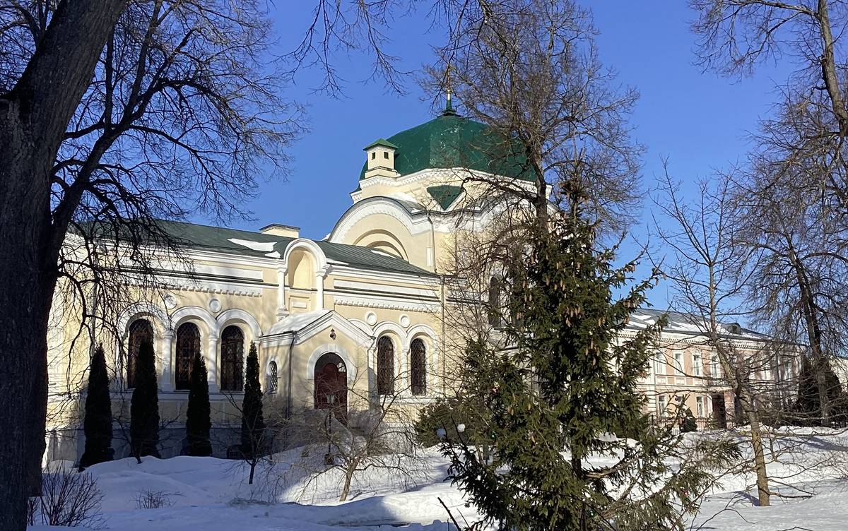 Вид с юга, фасады. Тихонова пустынь. Церковь Николая Чудотворца, Льва Толстого, село (Дзержинский район, Калужская область)