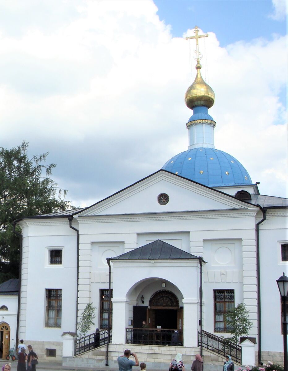 Оптина Пустынь. Церковь Казанской иконы Божией Матери, Козельск (Оптино) (Козельский район, Калужская область). общий вид в ландшафте, Вид с запада