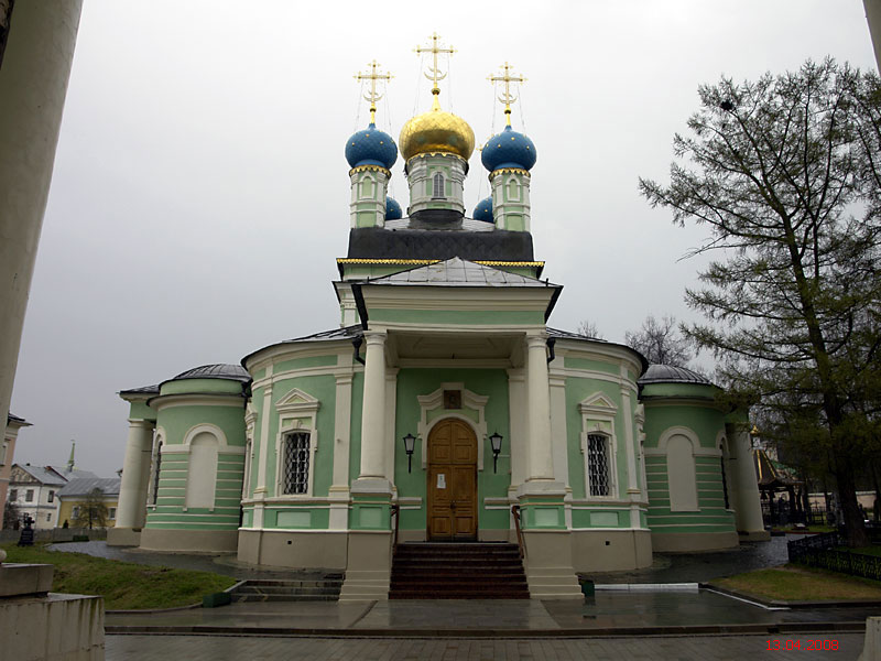 Козельск (Оптино). Оптина Пустынь. Собор Введения во храм Пресвятой Богородицы. фасады