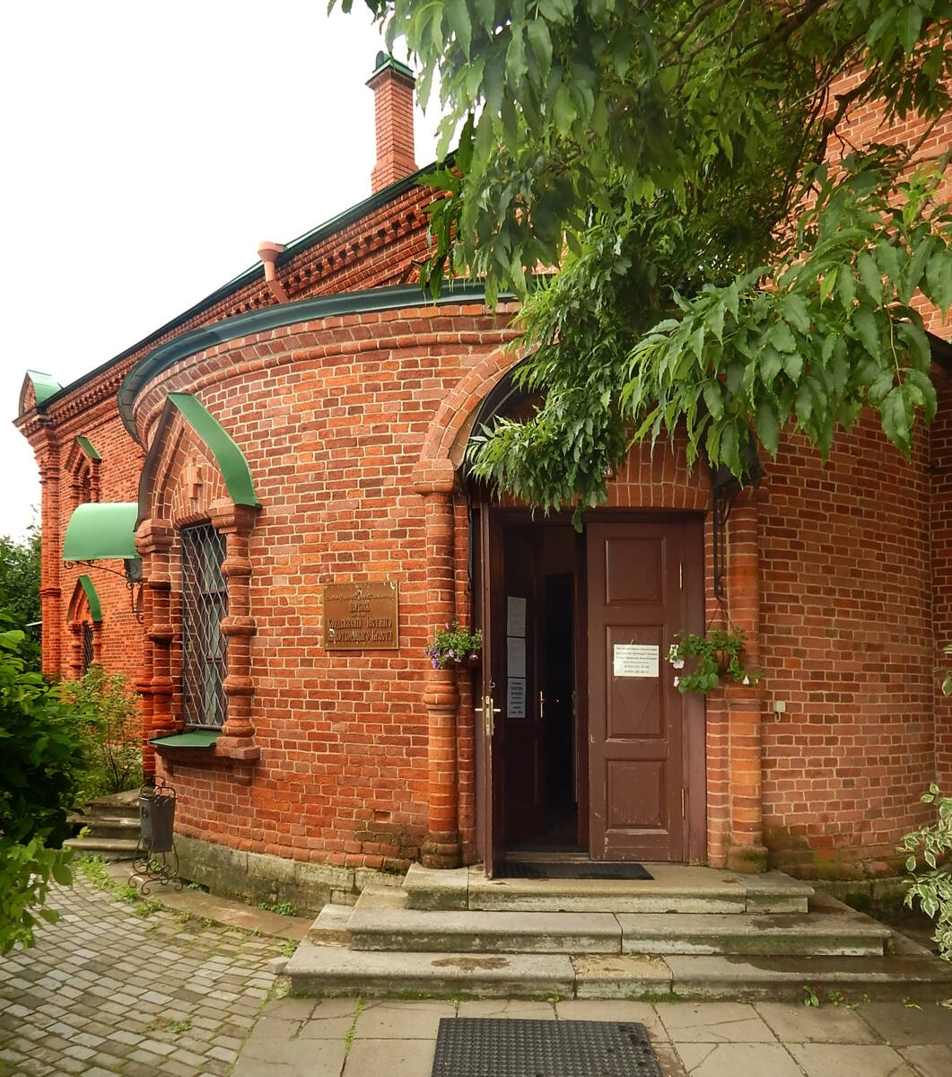 Староладожский Успенский девичий монастырь. Домовая церковь Воздвижения Креста Господня, Старая Ладога (Волховский район, Ленинградская область). архитектурные детали