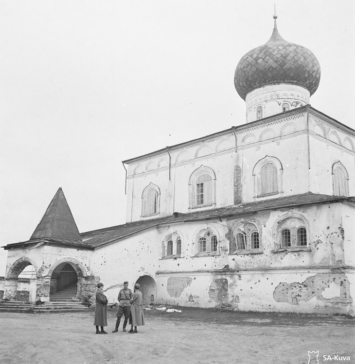 Старая Слобода. Александро-Свирский монастырь. Собор Троицы Живоначальной. архивная фотография, Фото из Архива финских вооруженных сил SA-kuva