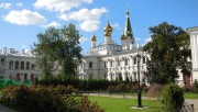 Воскресенский Новодевичий Монастырь. Церковь Ватопедской (Афонской) иконы Божией Матери
