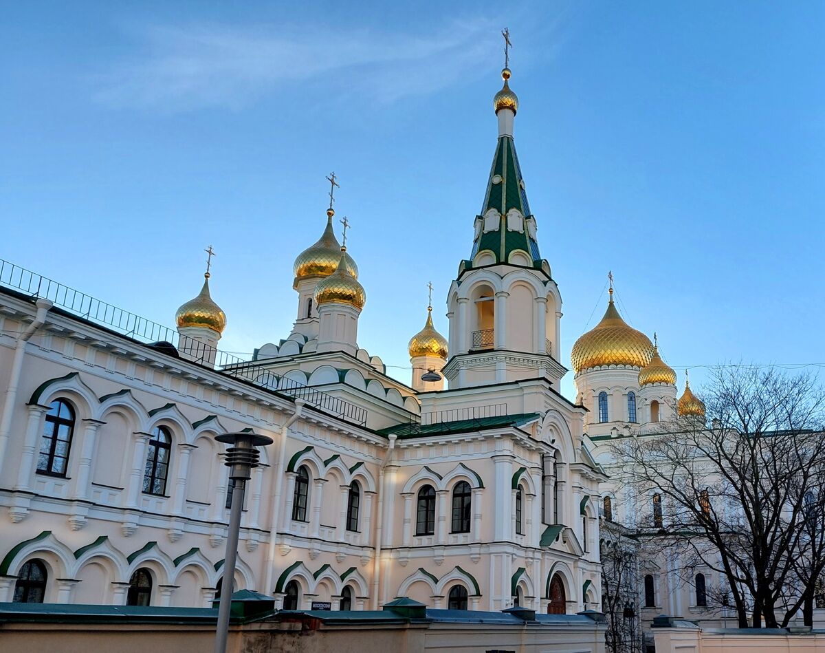 Воскресенский Новодевичий Монастырь. Церковь Трех Святителей, Московский район (Санкт-Петербург, г. Санкт-Петербург). фасады